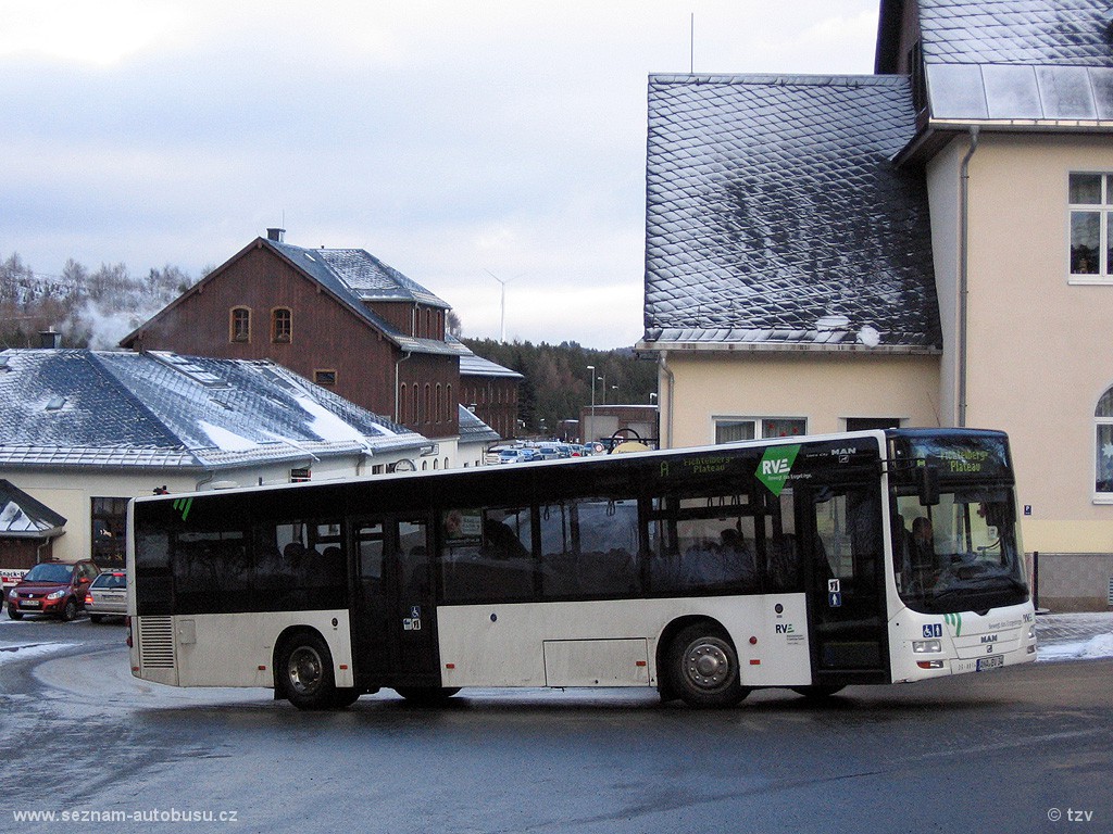 berlandbus MAN N313 auf der Stadtverkehrlinie  A  in Oberwiesenthal, Bahnhofstrasse.