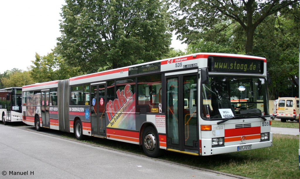 Urban Reisen (BOT FU 535) war mal bei der STOAG zuhause.
Urban hat den Bus gekauft und fhrt in Oberhausen mit ihm Linie.
Duisburg MSV Arena, 31.7.2010.