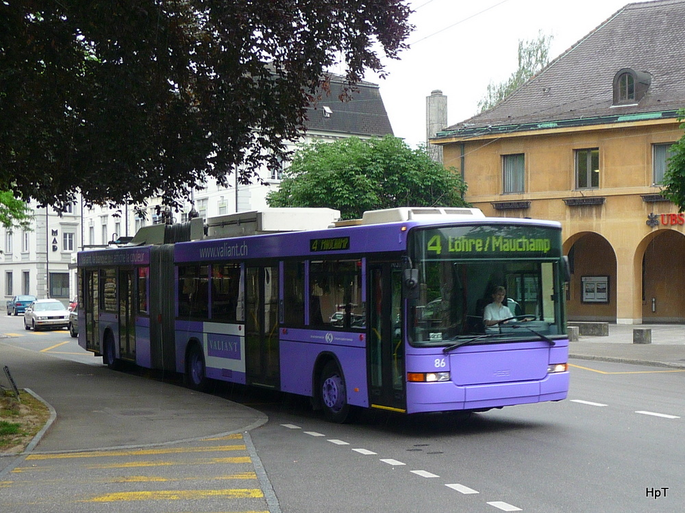 VB Biel - NAW-Hess Trolleybus Nr.86 BE unterwegs auf der Linie 4 in Nidau am 08.06.2010