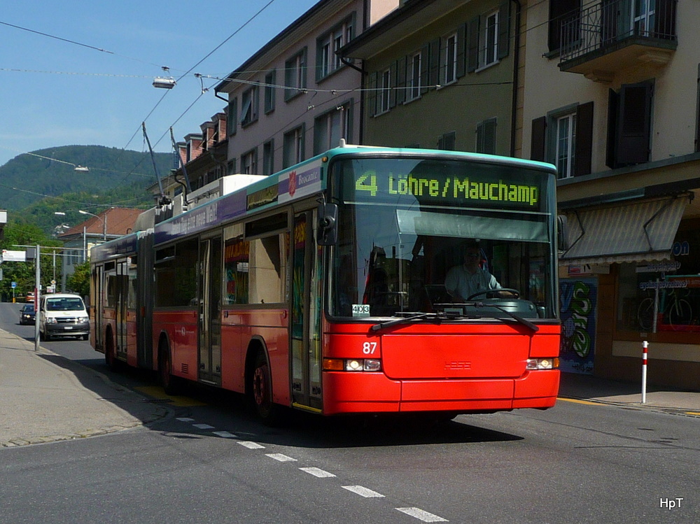 VB Biel - NAW Trolleybus  Nr.87 unterwegs in Biel-Mett am 21.08.2011