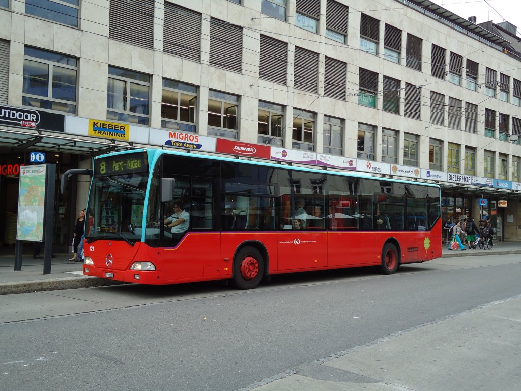 VB Biel Nr. 121/BE 560'121 Mercedes Citaro am 24. Juli 2010 Biel, Guisanplatz
