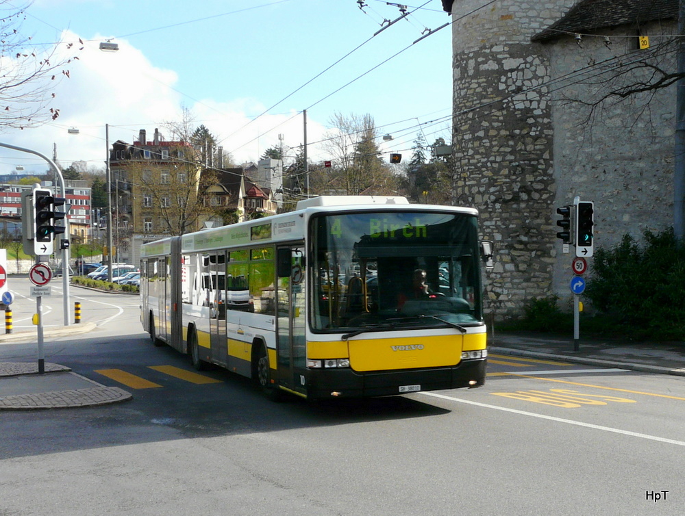 VB Schaffhausen - Volvo Nr.10  SH 38010 unterwegs in Schaffhausen am 01.04.2011

