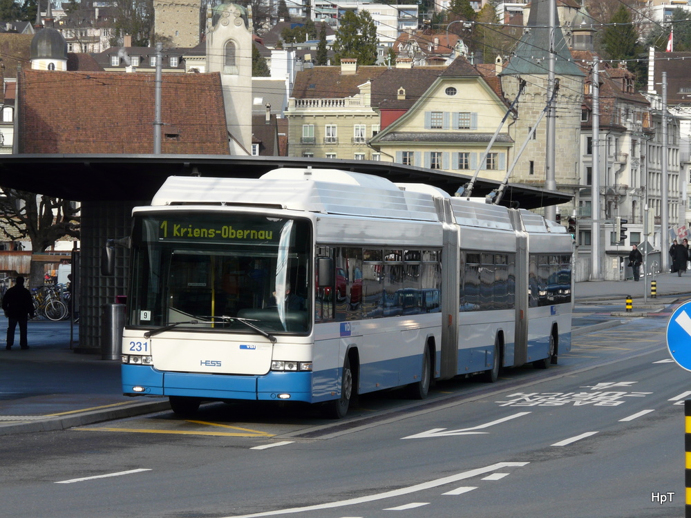 VBL - Hess-Swisstrolleybus BGGT-N2C  Nr.231 unterwegs auf der Linie 1 in Luzern am 15.01.2011