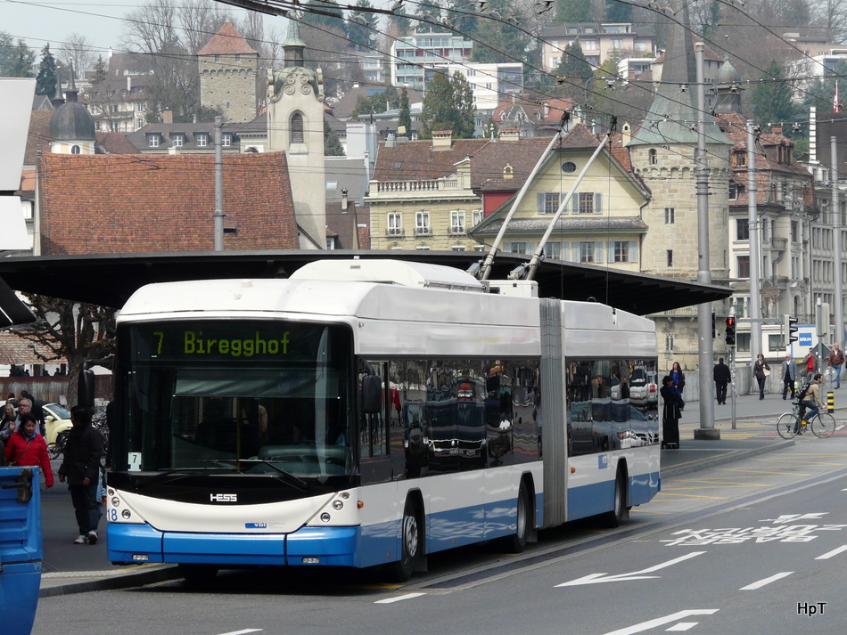 VBL - Hess-Swisstrolleybus BGT-N2C Nr.218 unterwegs auf der Linie 7 am 10.04.2010