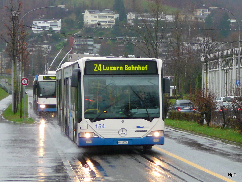 VBL Luzern - Mercedes Citaro Nr.154  LU 15054 bei der anfahrt zur Haltestelle beim Verkehrshaus am 19.03.2011