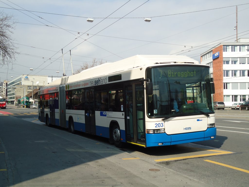 VBL Luzern - Nr. 203 - Hess/Hess Gelenktrolleybus am 11. Mrz 2011 in Luzern, Weinbergli