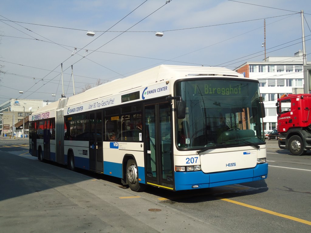 VBL Luzern - Nr. 207 - Hess/Hess Gelenktrolleybus am 11. Mrz 2011 in Luzern, Weinbergli