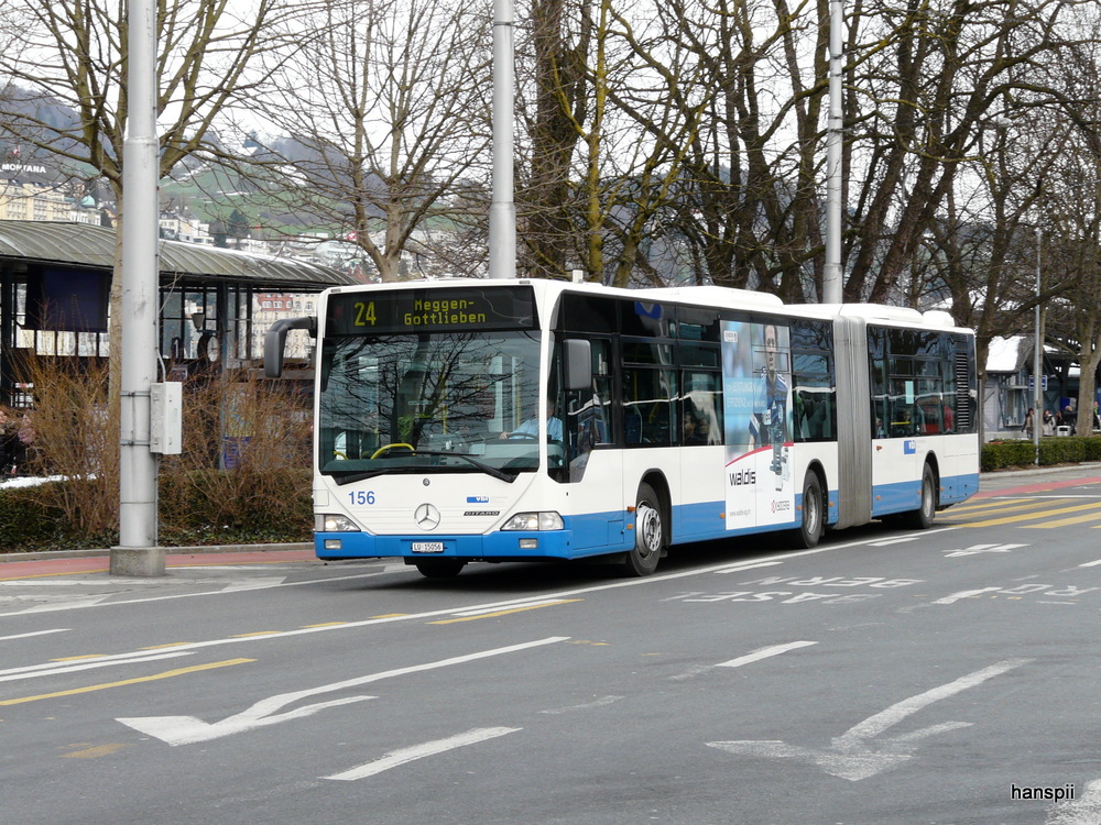 VBL - Mercedes Citaro  Nr.156  LU  15056 unterwegs auf der Linie 24 vor dem Bahnhof Luzern am 16.03.2013