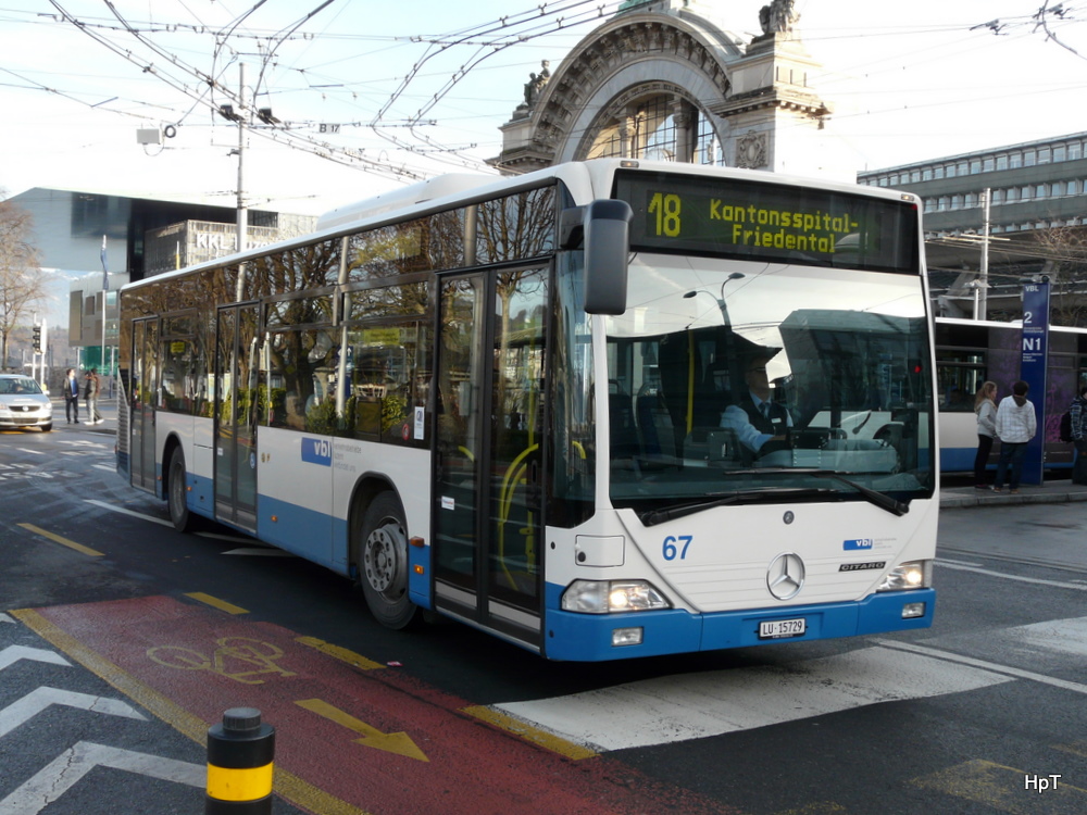 VBL - Mercedes Citaro  Nr.67  LU 15729 unterwegs auf der Linie 18 in Luzern am 08.01.2011
