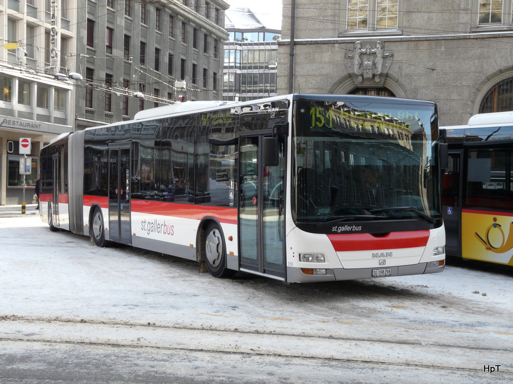 VBSG - MAN Lion`s City Nr.298 SG 198298 unterwegs auf der Linie 151 in St.Gallen am 27.12.2010
