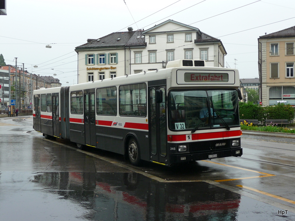 VBSG - NAW-Hess Nr.245  SG 198245 unterwegs als Reserve in St.Gallen bei den Haltestellen neben dem Bahnhof am 14.05.2011
