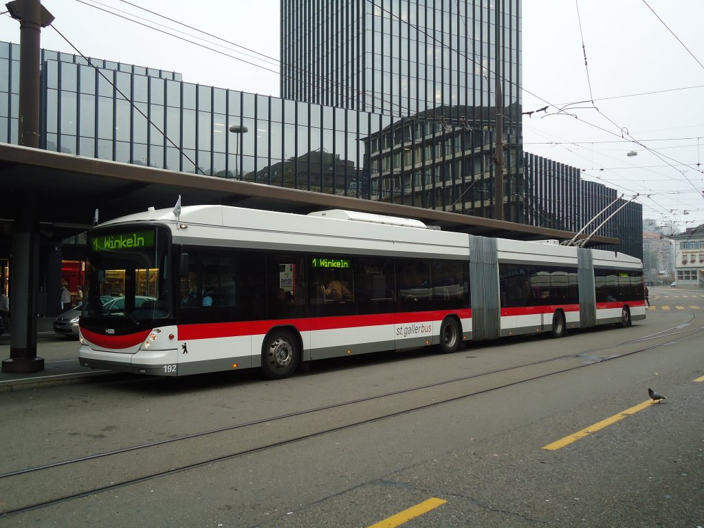 VBSG St. Gallen Nr. 192 Hess/Hess Doppelgelenktrolleybus am 13. Oktober 2010 St. Gallen, Bahnhof