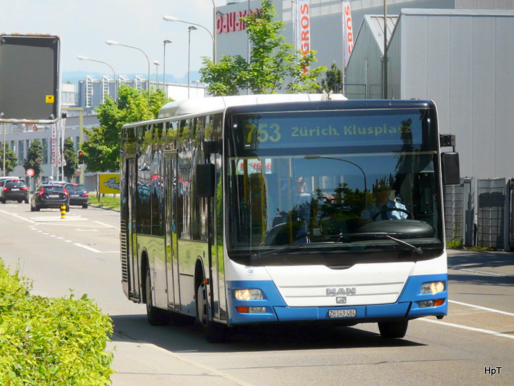 VBZ - MAN Lion`s City  Nr...  ZH 549484 unterwegs auf der Linie 753 in Volkenswil am 26.05.2012