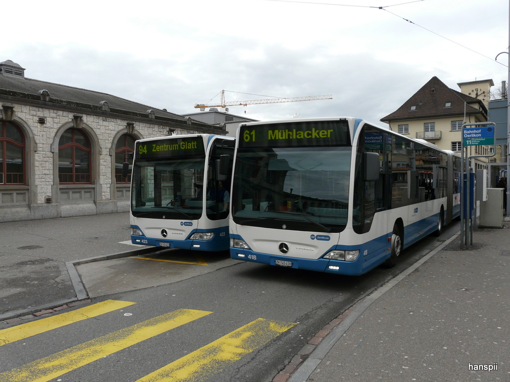 VBZ - Mercedes Citaro Nr.418  ZH 745418 und Nr.423  ZH  745423  in Zrich Oerlikon am 23.12.2012