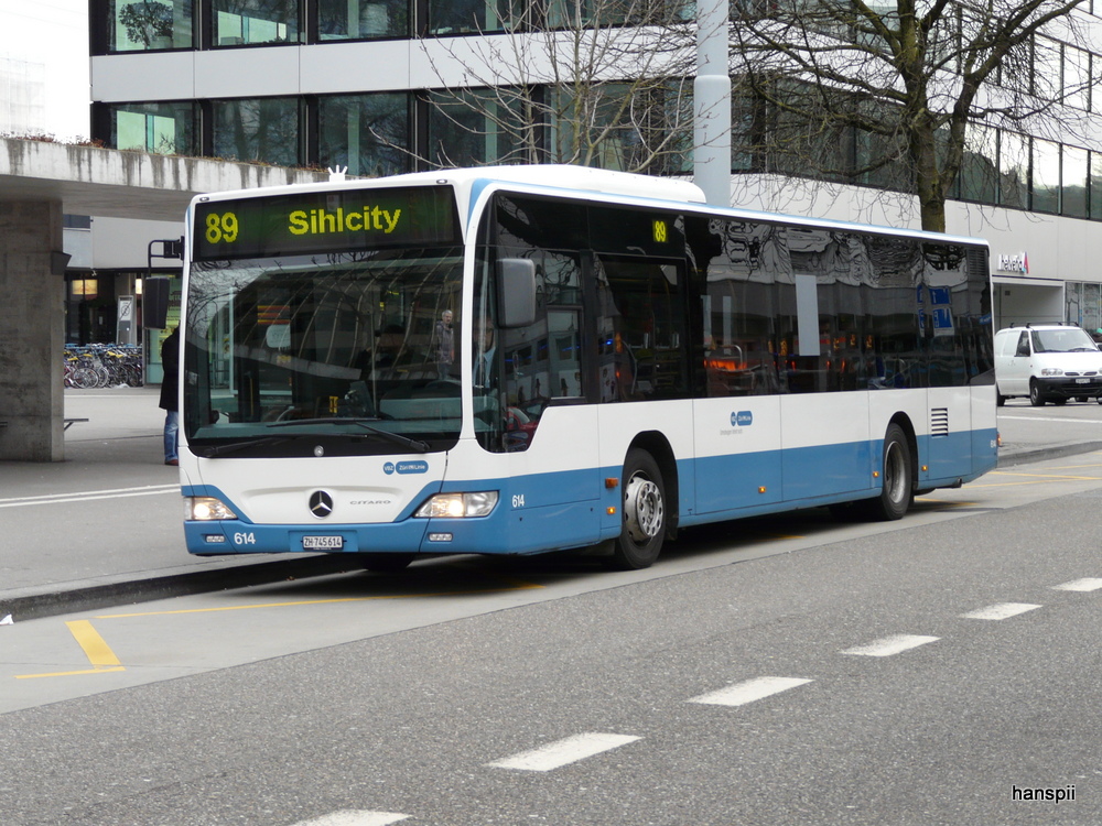 VBZ - Mercedes Citaro  Nr.614 ZH 745614 unterwegs auf der Linie 89 in Zrich Altstetten am 01.01.2013