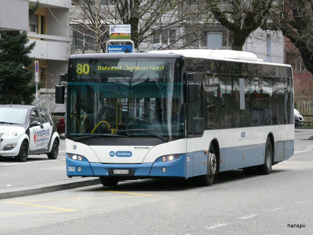 VBZ - Neoplan  Nr.252 ZH 726252 unterwegs auf der Linie 80 in Zrich Altstetten am 01.01.2013