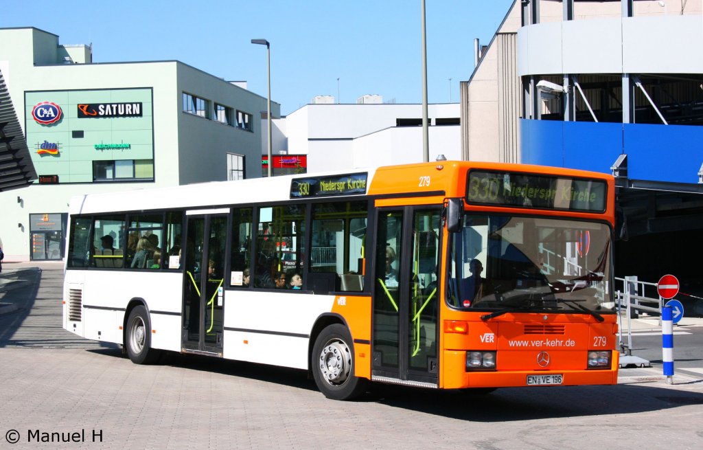 Ver 279 (EN VE 196).
Aufgenommen am ZOB Hattingen, 6.9.2010.