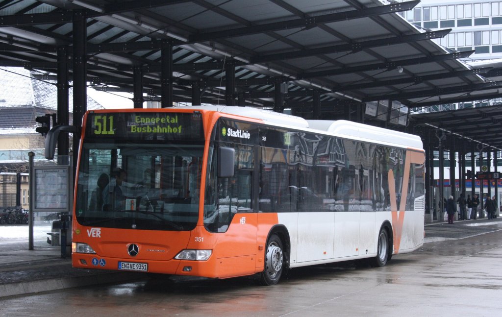 Ver 351 (EN VE 9351) mit der Linie 511 am HBF Hagen,31.1.2010.