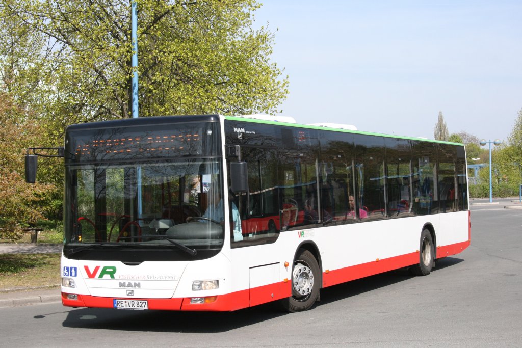 Vestischer Reisedienst (RE VR 827) am ZOB Dorsten.
24.4.2010