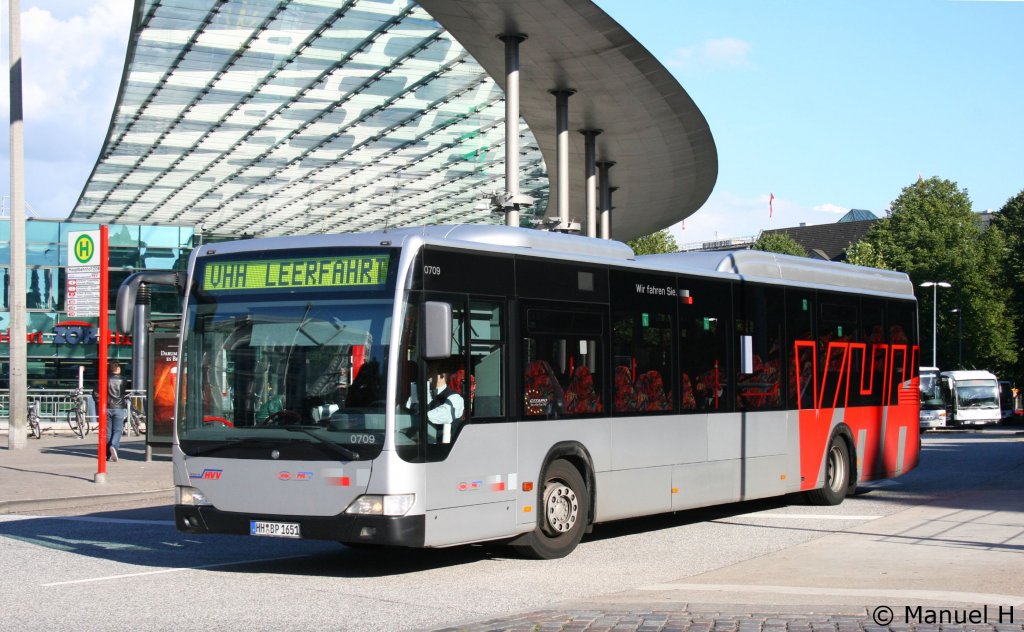 VHH 0709 (HH BP 1651).
Aufgenommen am HBF Hamburg, 2.9.2010.