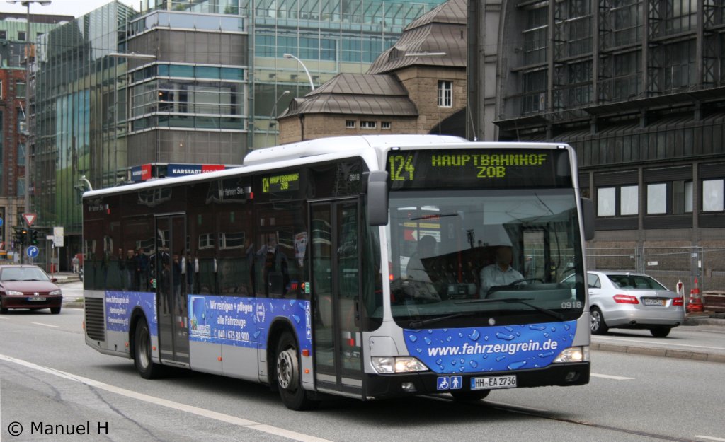 VHH 0918 (HH EA 2736) macht Werbung für Fahrzeugrein.
Aufgenommen am HBF Hamburg, 2.9.2010.