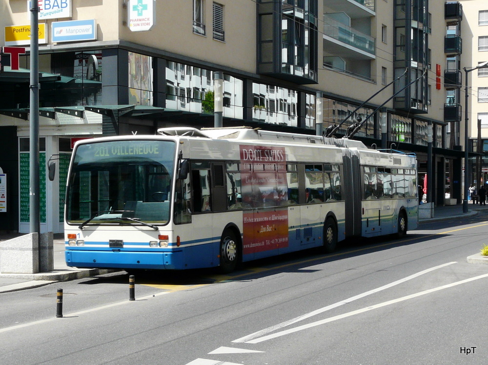 VMCV - VanHool Trolleybus Nr.1 unterwegs in Vevey am 07.05.2011