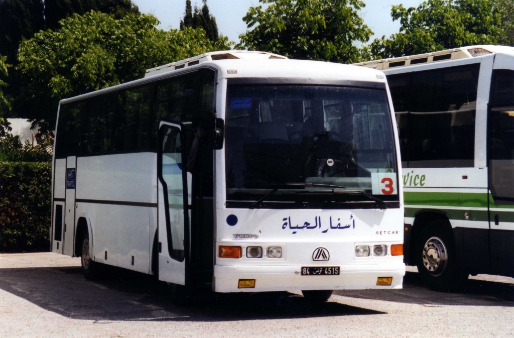 Volvo / Setcar Kleinbus, aufgenommen im Mai 1999 auf Dscherba.