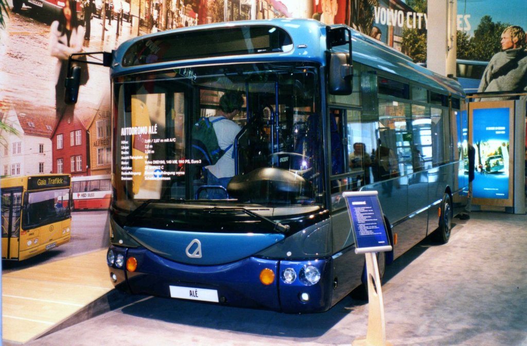 Volvo Autodromo Ale auf der IAA 2002 in Hannover.