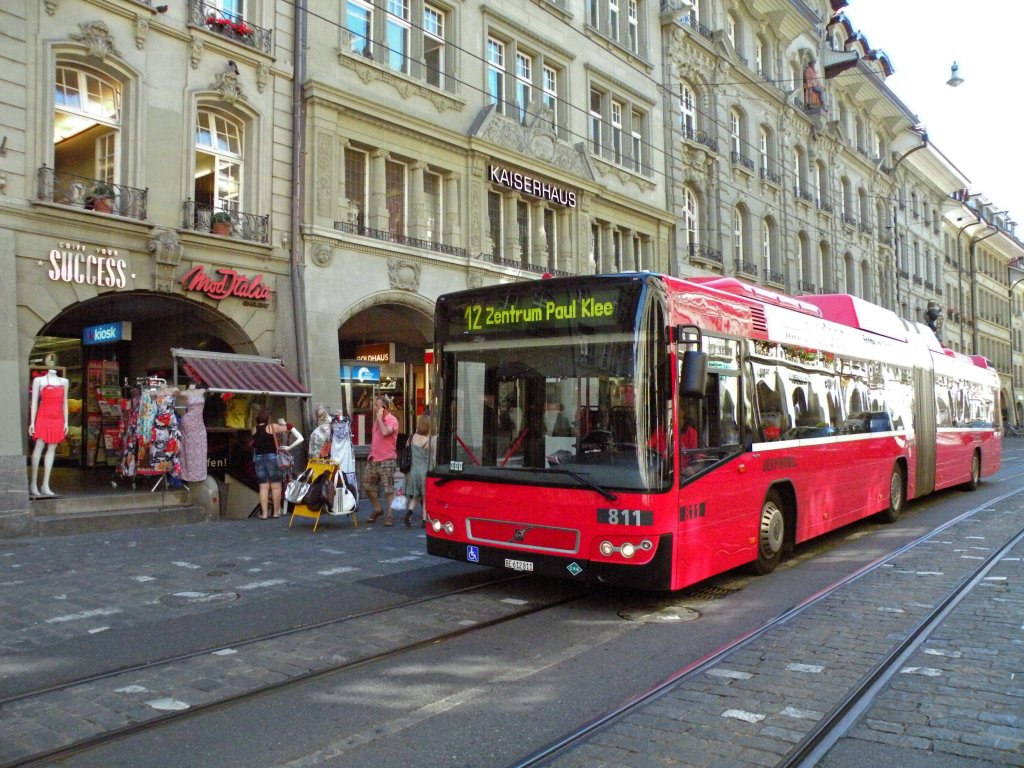 Volvo Bus mit der Betriebsnummer 811 auf der Linie 12 in der Marktgasse. Die Aufnahme stammt vom 26.08.2010.