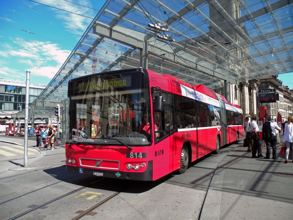 Volvo Bus mit der Betriebsnummer 814 auf der Linie 12 am Bahnhof Bern. Die Aufnahme stammt vom 04.06.2010.