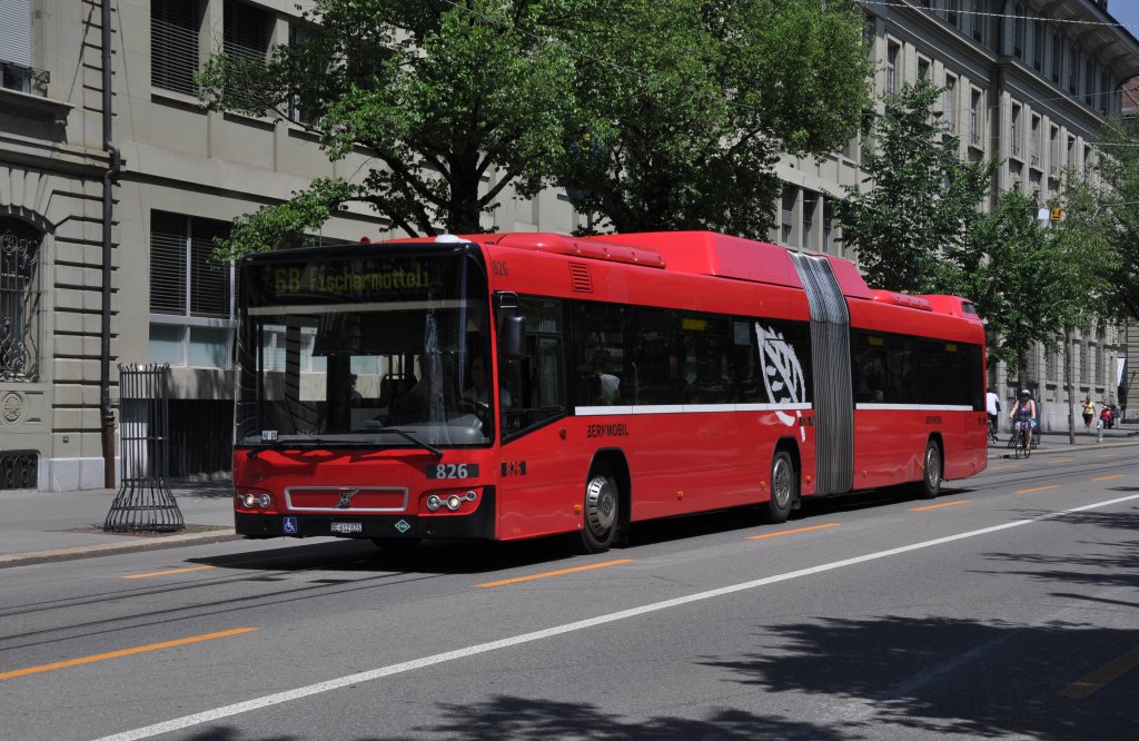 Volvo Bus mit der Betriebsnummer 826 auf der Linie 6B in der Bundesgasse. Die Aufnahme stammt vom 17.06.2013.