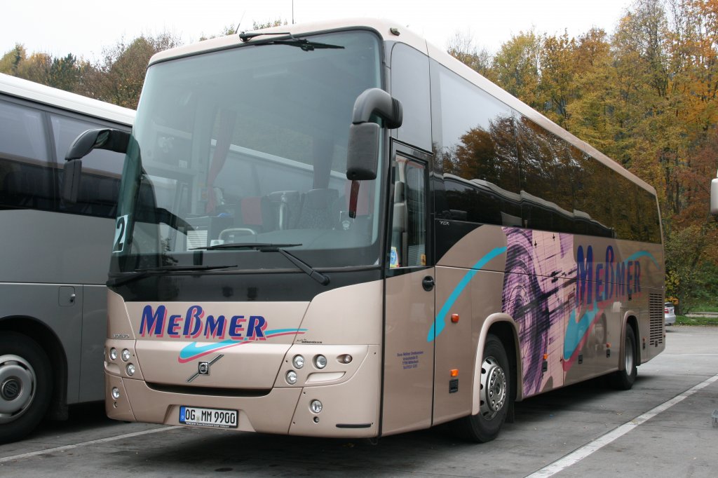 Volvo-Drgmller 9900  Memer , 04.11.2011 Autobahnraststtte A 8 bei Augsburg 