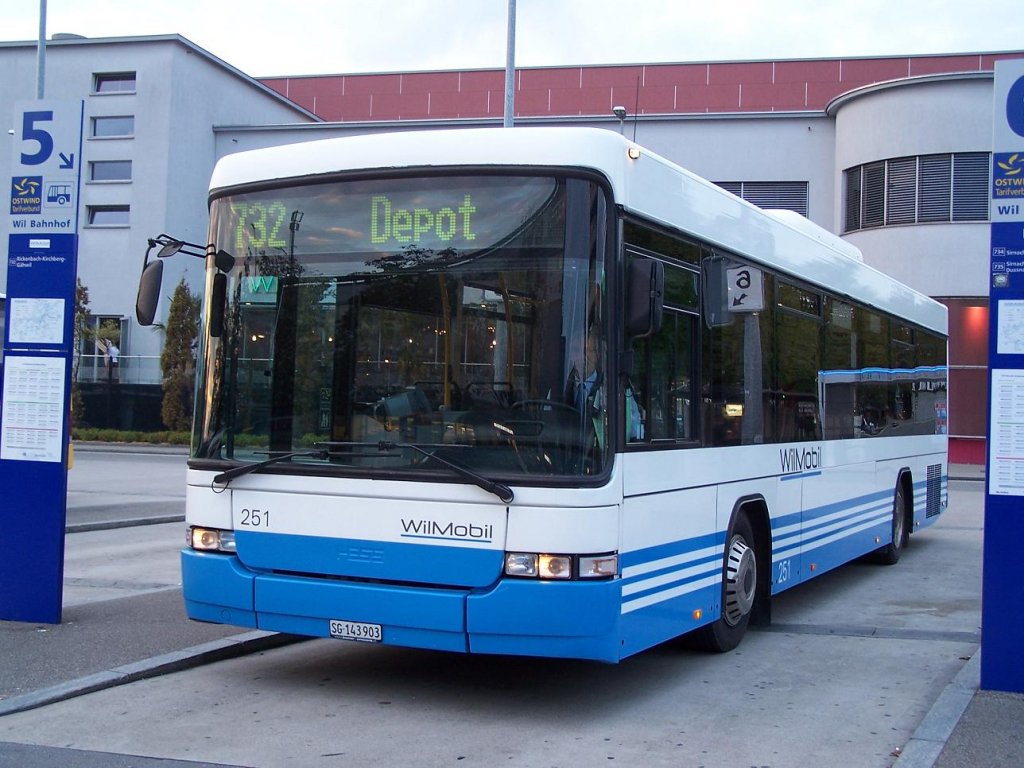 Volvo Hess B 12 B Nr 251 am ZOB Wil am 18/09/10.