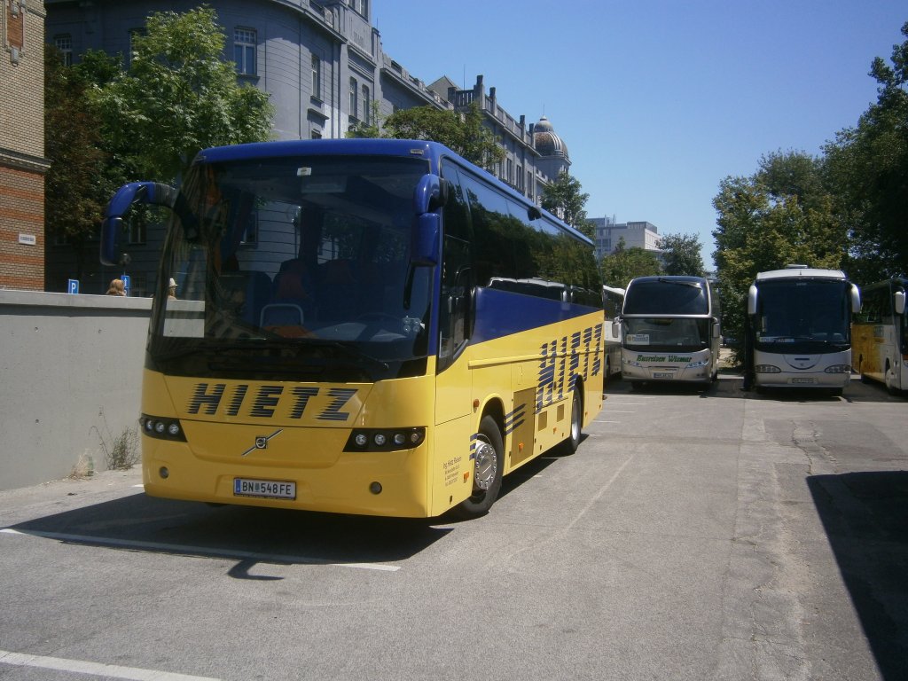 VOLVO Reisebus , HIETZ REISEN ,16.6.2012, Bratislava
