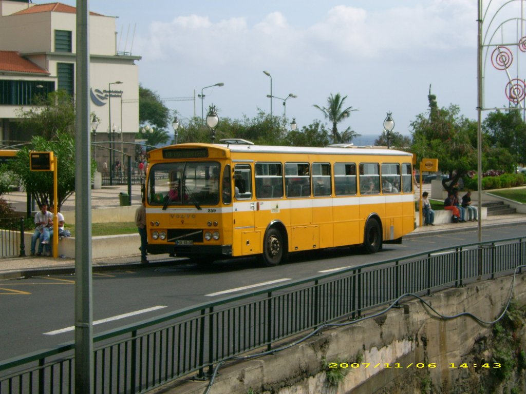 Volvo Stadtbus in Funchal Madeira Nov 2007