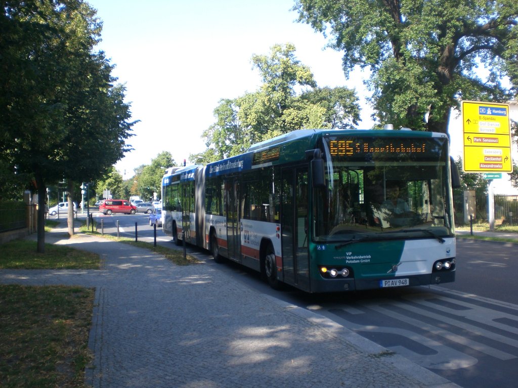Volvo V7700 auf der Linie 695 nach Hauptbahnhof an der Haltestelle Reiterweg/Jgerallee.