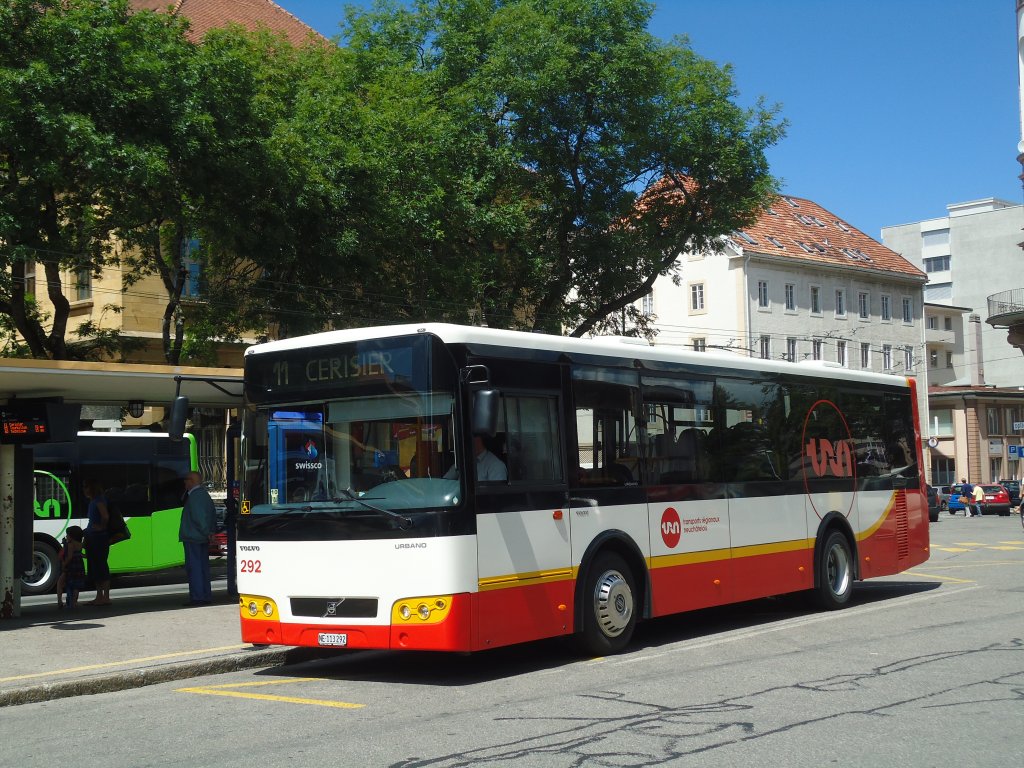 VR La Chaux-de-Fonds - Nr. 292/NE 113'292 - Volvo/Alfabuz am 11. Juli 2011 beim Bahnhof La Chaux-de-Fonds