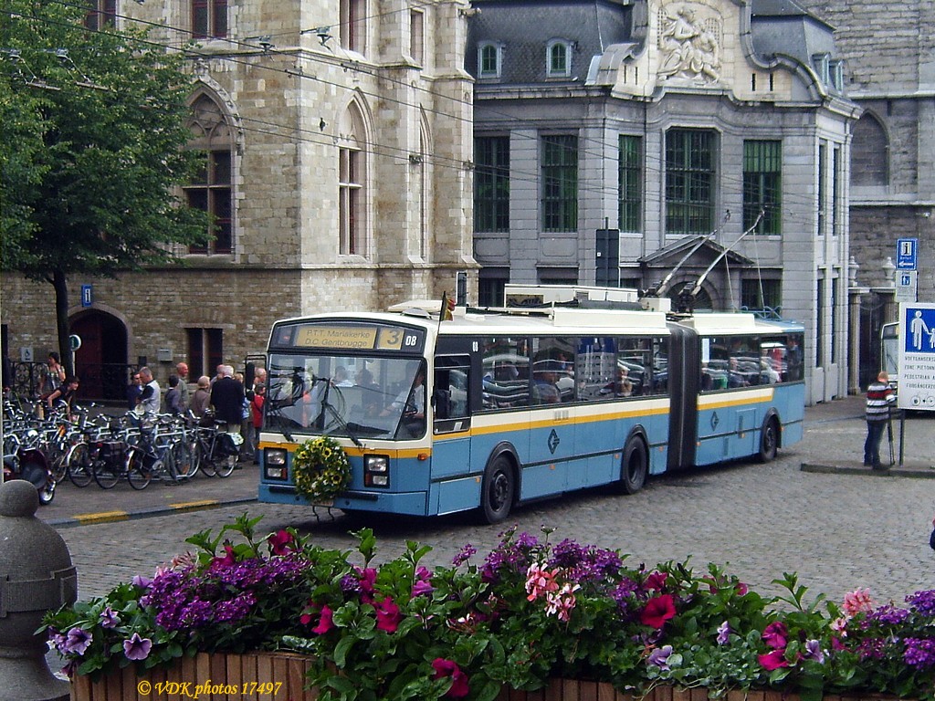 VVM 7408 in MIVG lackierung als Linie 3 - Gent  Emile Braunplein am 14. Juni 2009 - Abschiedfahrt des Gentsche O-bus