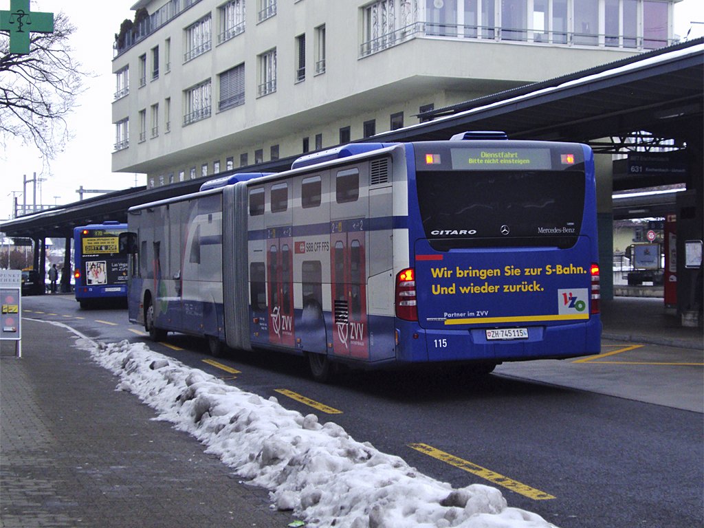 VZO Mercedes Citaro NR.115 *S-Bahn* am Bahnhof Rüti ZH am 17.2.10