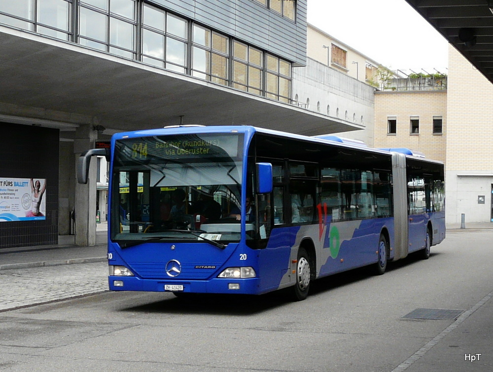 VZO - Mercedes Citaro  Nr.20  ZH  41420 bei den Bushaltestellen beim Bahnhof in Uster am 24.06.2011