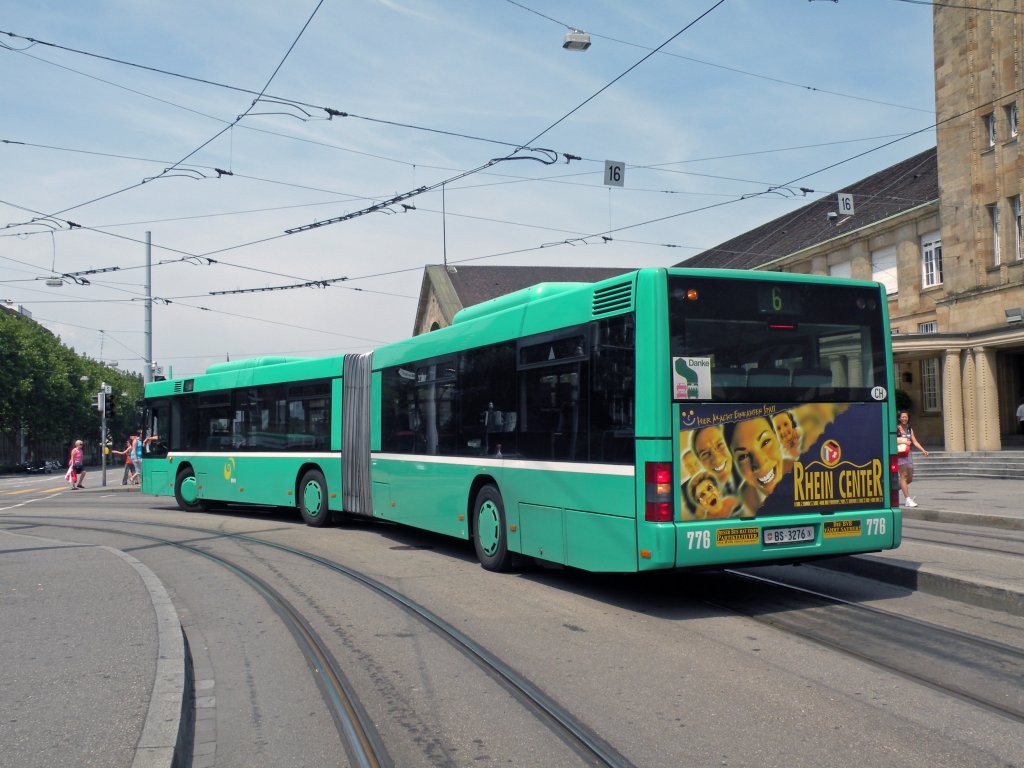 Wegen Bauarbeiten beim Bad. Bahnhof ist die Linie 6 zwischen Messeplatz und Eglisee unterbrochen und wird durch Busse ersetzt. Hier MAN Bus mit der Betriebsnummer 776 an der Haltestelle Bad. Bahnhof. Die Aufnahme stammt vom 01.07.2010.