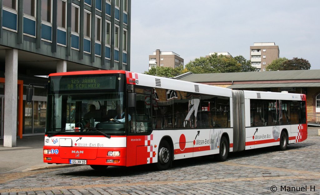 Weser Ems Bus 421 (OS XK 15).
Aufgenommen am HBF Osnabrck, 19.9.2010.