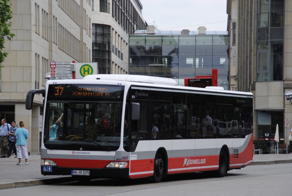 WG 6010, am Rathausmarkt in Hamburg am 01.08.2010.