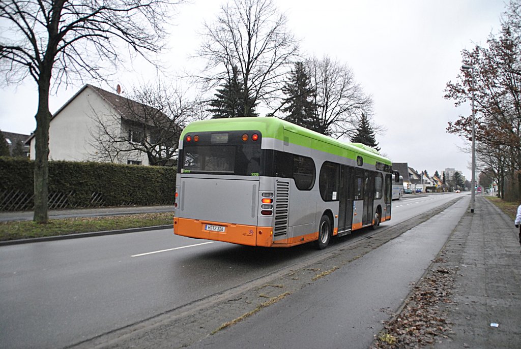 WG 9326 von Typ Citaro Irvine der stra, unterwegst am Kugelfangtrift am 23.01.2011.