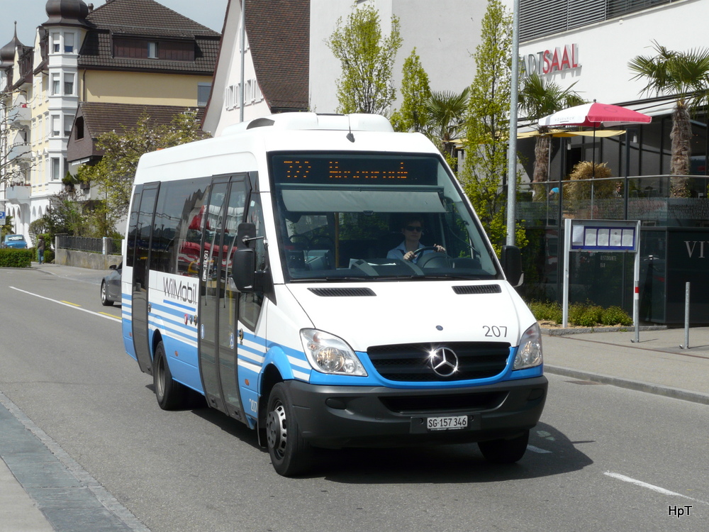 Wilmobil - Mercedes Sprinter  Nr.207  SG  157346 unterwegs in der Stadt Wil am 27.04.2012