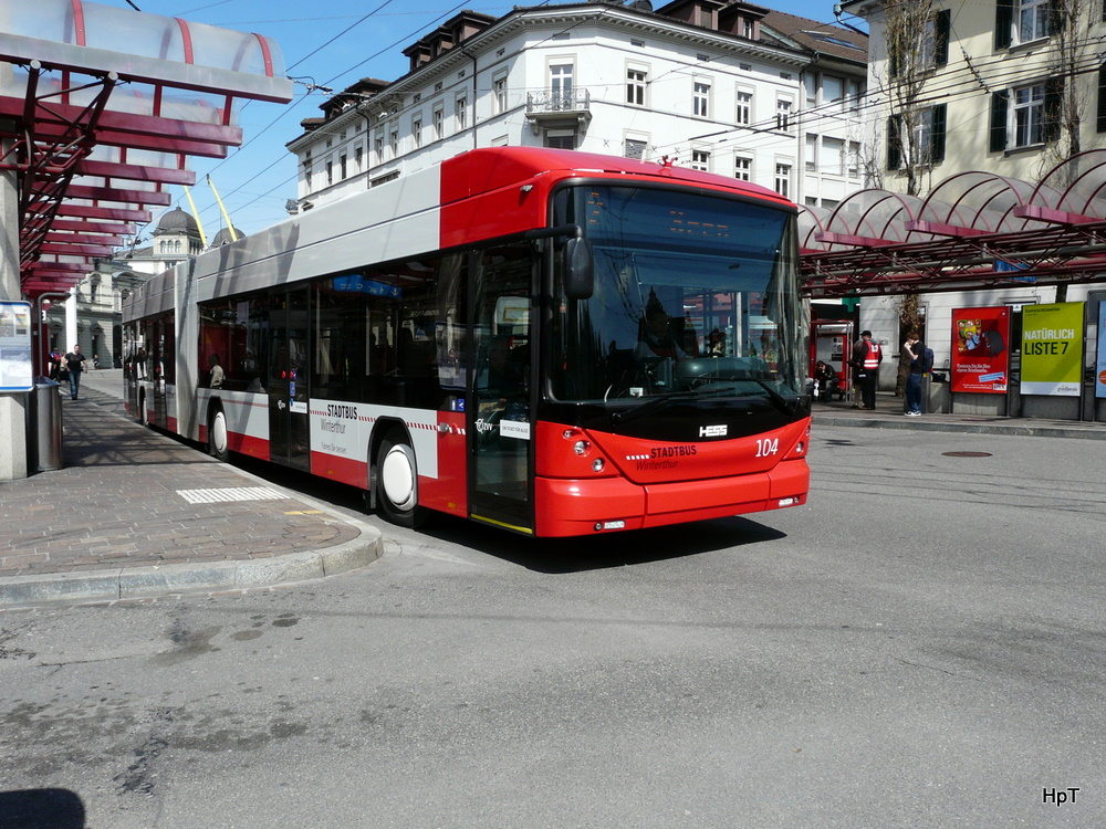 Winterthur - Hess-Swisstrolley BGT-N1C Nr.104 bei den Bushaltestellen vor dem Bahnhof in Winterthur am 01.04.2011


