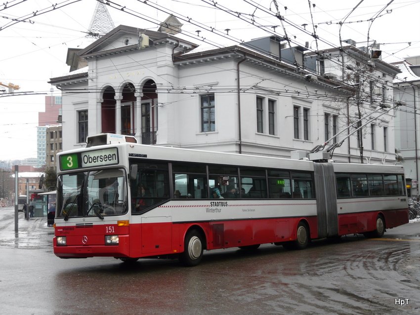 Winterthur - Mercedes O 405 GTZ Nr.151 unterwegs auf der Linie 3 in der Stadt Winterthur am 10.01.2010
