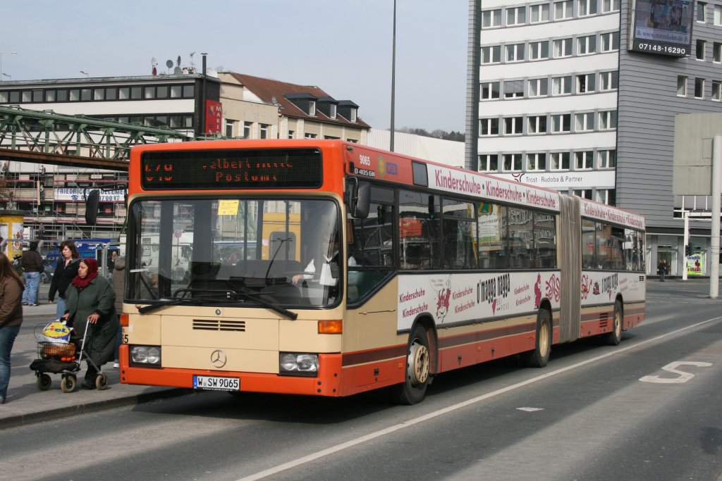 WSW 9065 (W SW 9065) (Ex Stadtwerke Trier) am HBF Wuppertal, 17.3.2010.