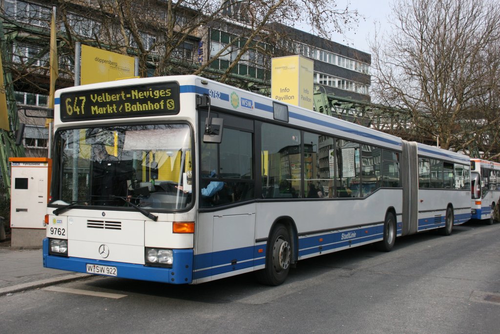 WSW 9762 (W SW 922) am HBF Wuppertal, 17.3.2010.