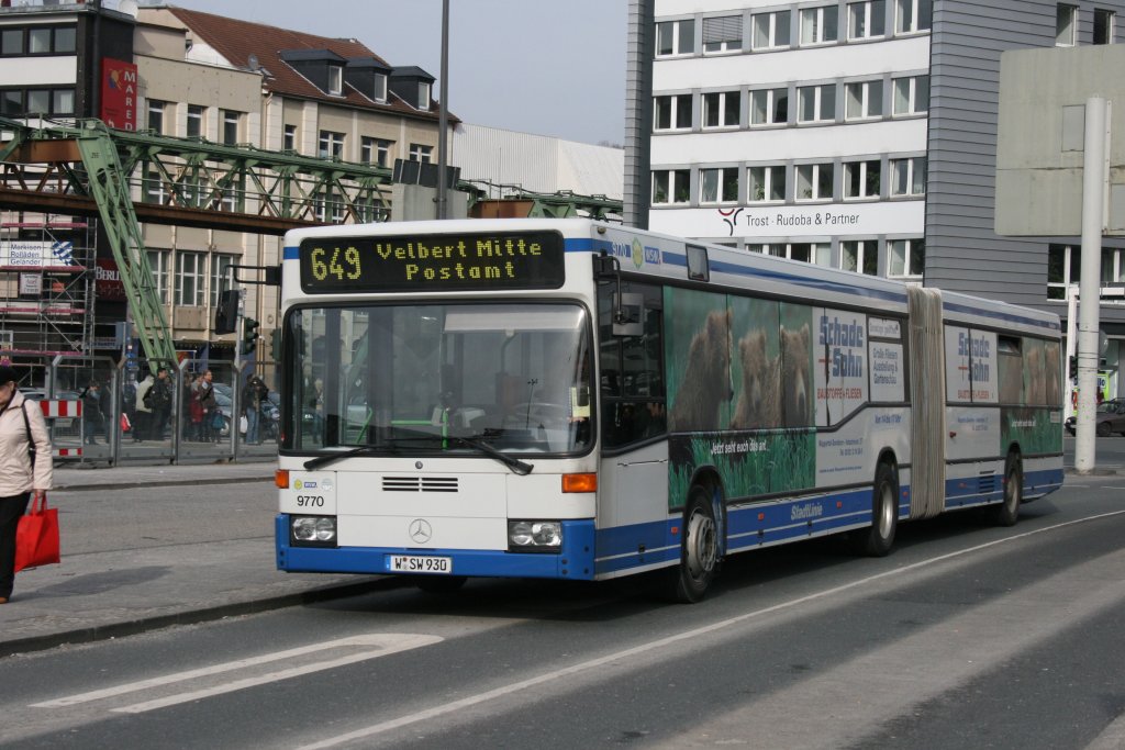 WSW 9770 (W SW 930) mit Werbung fr Schade und Sohn.
Aufgenommen am HBF Wuppertal, 17.3.2010.